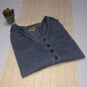 Blue crop top style True Craft t-shirt